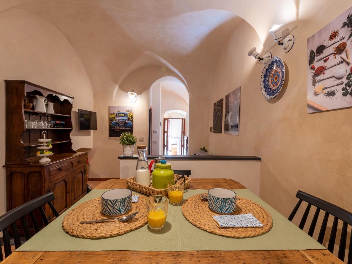 In Centro Citta, Nei Vicoli Del Borgo Apartment Сан Ремо Екстериор снимка