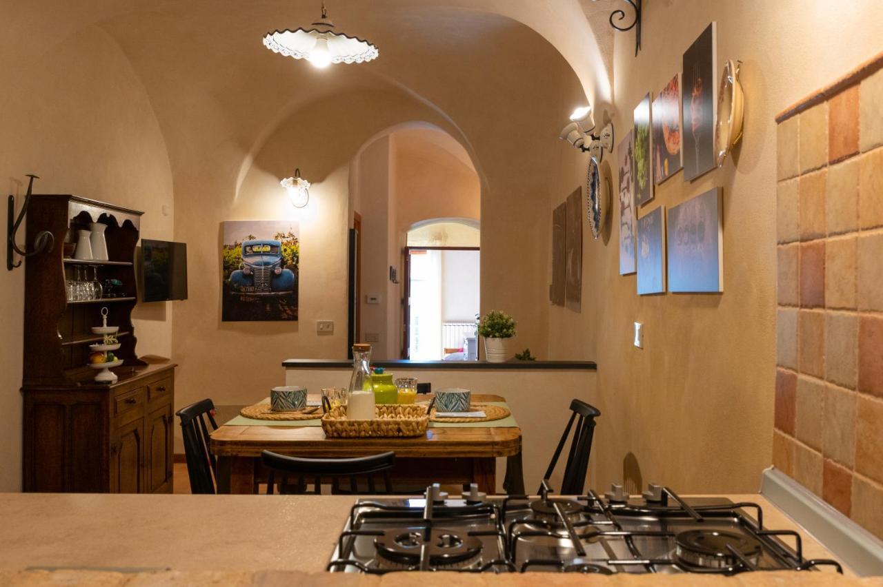 In Centro Citta, Nei Vicoli Del Borgo Apartment Сан Ремо Екстериор снимка